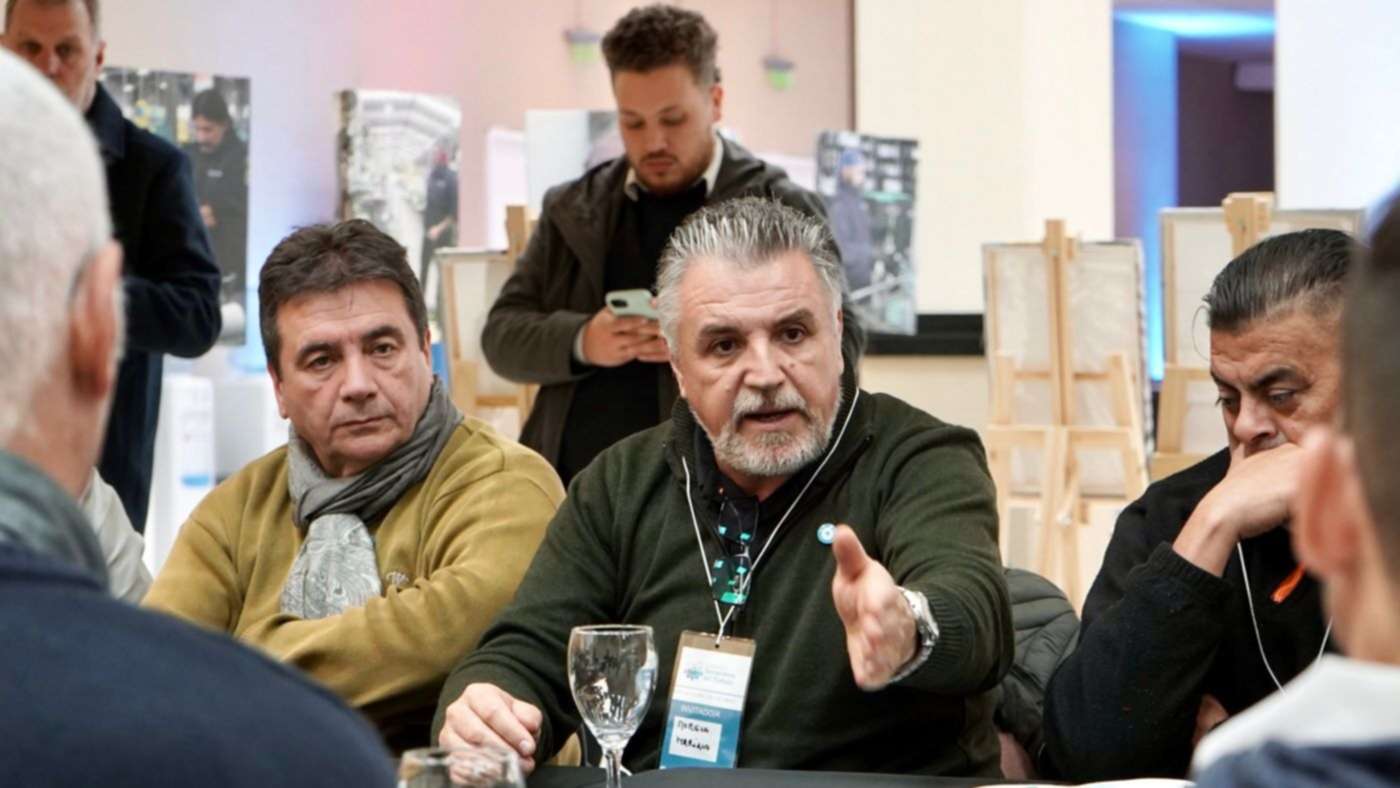 Mariano Moreno acusó a empresas nacionales de llevar langostinos sin procesar a Paraguay:…
