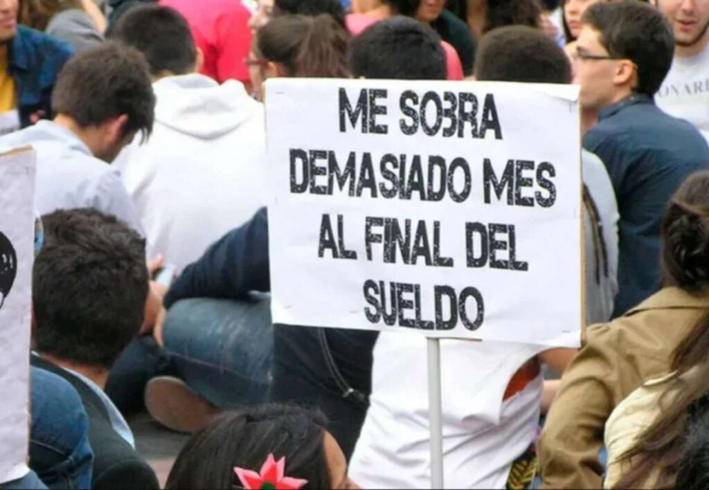 Más de 19 millones de trabajadores tienen deudas con el sistema financiero: La mora llega a un tercio