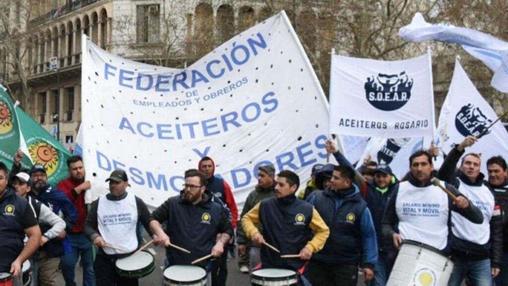 Se estanca la paritaria de los aceiteros: gremios aseguran que no hubo “ningún avance” en la nueva audiencia