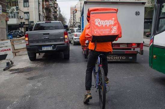 Diputados peronistas buscan modificar la reforma laboral libertaria para incorporar el flamante convenio de...